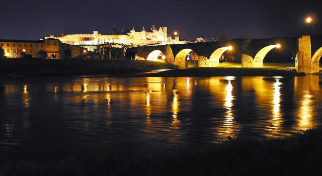 Htel du Soleil - Le Terminus, Book Hotel Hotels in Carcassonne with a Pool, Swimming Pool