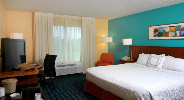 Fairfield Inn & Suites Traverse City, Rezerwuj Hotel Traverse City Michigan