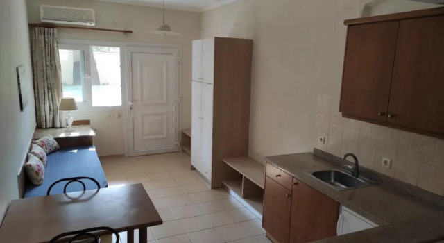 Трёхместный номер Standard с видом на сад Blue Sky Apartments