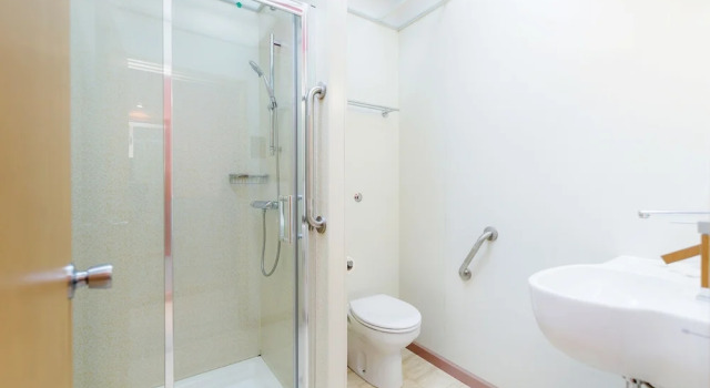 Трёхместный номер Premier Eurotraveller Hotel - Premier - Harrow