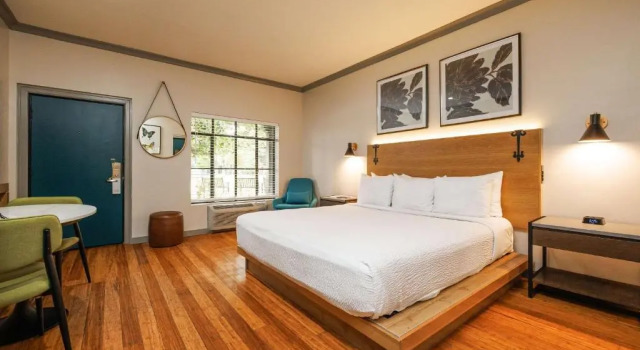 Номер Standard с видом на сад Inn Marin and Suites, an Ascend Collection Hotel