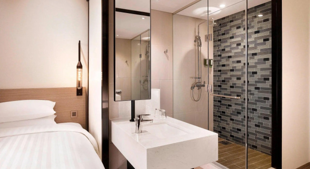 Двухместный номер Superior Fairfield by Marriott Seoul