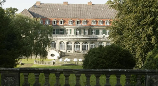 Jagdschloss-Bellin, Забронировать Отель Бизнес-отели Краков-ам-Зе, 4* 5*