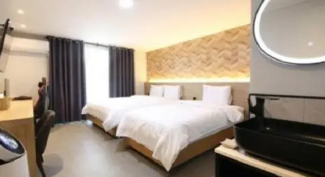 Номер Standard LABE Hotel