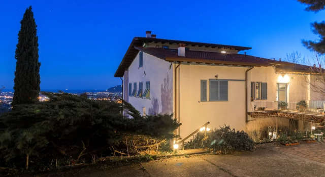 Ca Bianca B&B, Prenota Bed & breakfast Fosdinovo Lunigiana