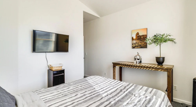 Коттедж Theater Room, Fireplace: Home 5 Mi to Dtwn Reno!