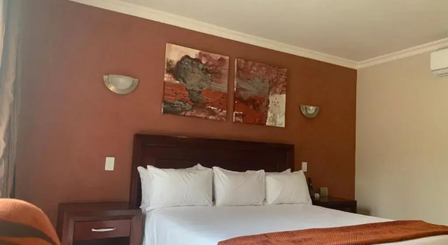 Двухместный номер Standard Royal Hotel