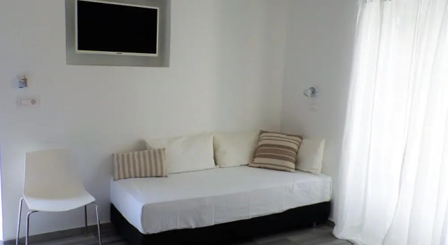 Трёхместный номер Standard Villa Irini