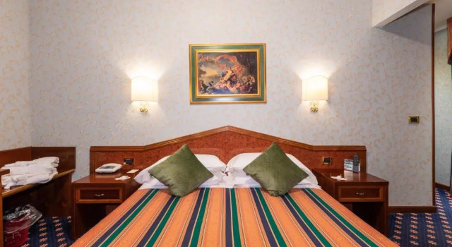 Полулюкс с балконом Hotel Royal