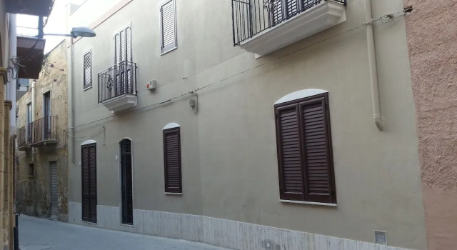 B&B San Francesco, Book Bed and Breakfast Hotels in Sicily with Parking, Parking