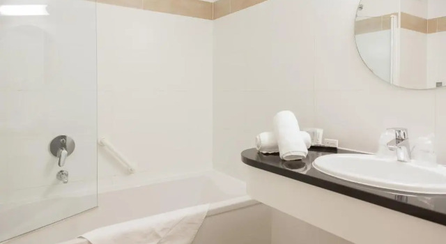 Номер Economy Hotel Restaurant Van Der Valk Nivelles-Sud
