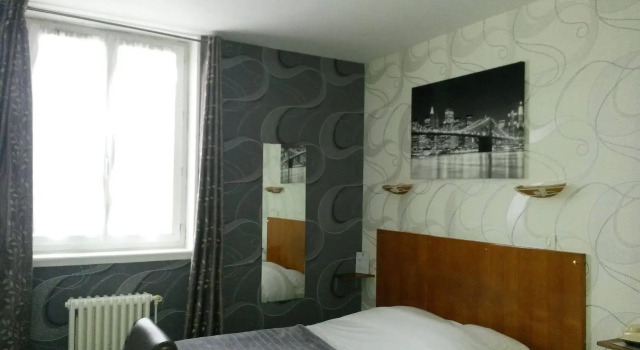 Hôtel De Paris, Забронировать Отель Шарлевиль-Мезьер Ardennes