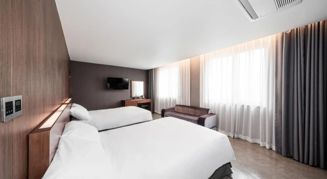 Itaewon Crown hotel, Prenota Hotel Yongsan-Gu Seul, vicino a LINE Friends Flagship Store