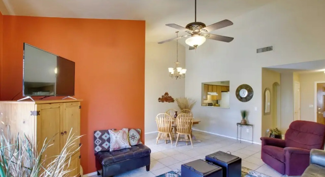 Апартаменты 7 Mi to Mill Ave: Bbq-ready Mesa Townhouse