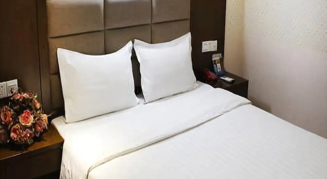 Yanhai Star Holiday Inn, Varaa Hotelli Dongxihu Hubei
