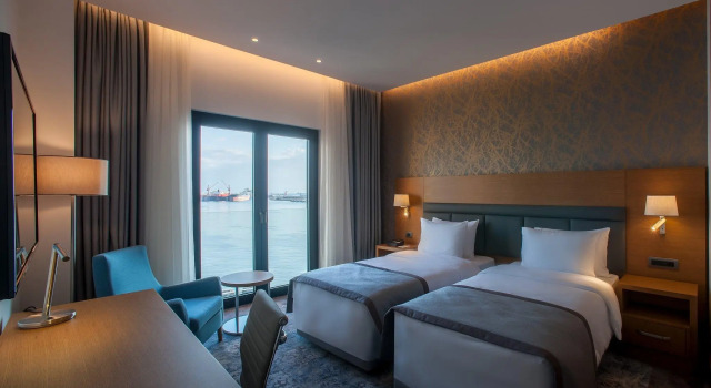 Двухместный номер Standard с видом на море Holiday Inn Istanbul - Tuzla Bay by IHG