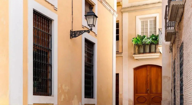 Pretty two bd Apartment Near the Cathedral Pasaje Santa Cruz II, Забронировать Апартаменты/квартира Севилья провинция Севилья, рядом с Monumento al Niño Ricardo
