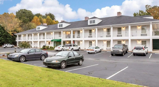 Номер Standard Quality Inn Carrollton Medical Center