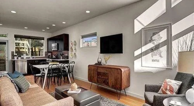 Fremont Jet City Townhome, Rezerwuj Hotel Fremont Seattle, w pobliżu Guidepost