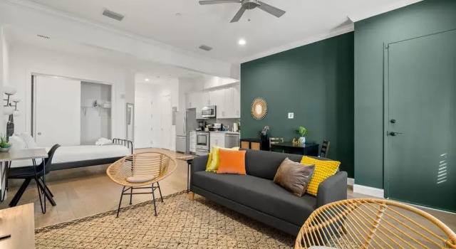 NEW Sangria Suite Upscale Ybor Apt On 7th Ave
