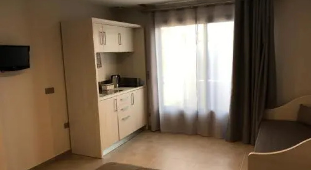 Auberge du Centre, Забронировать Хостел Отели Бассен-д'Аркашон с парковкой, Парковка