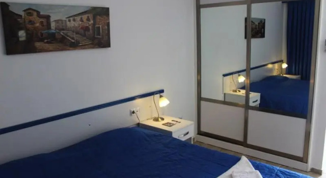 Standardní Dvoulůžkový s manželskou postelí pokoj s balkonem Rota Hotel