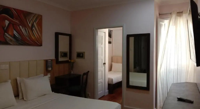 Трёхместный номер Standard Residencial Faria Guimarães