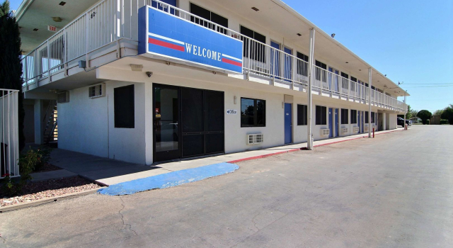 Motel 6-Carlsbad, NM, Buchen Sie Motel Carlsbad New Mexico