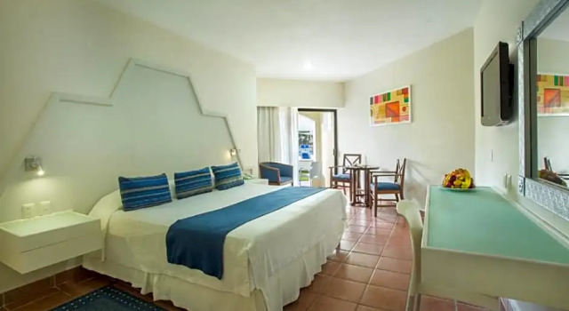 Номер Superior с видом на бассейн Viva Maya by Wyndham, A Trademark All Inclusive Resort