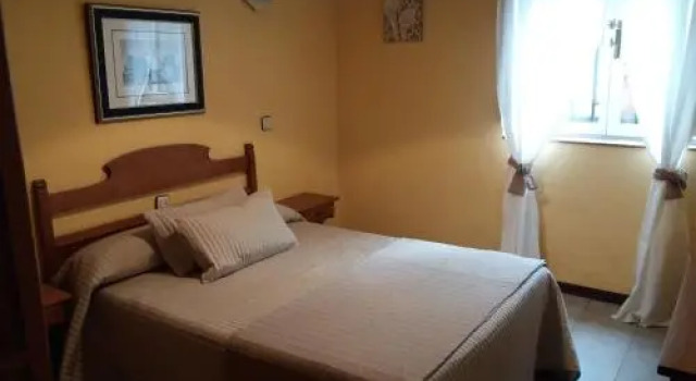 Hostería El Cruce, Buchen Sie Hotel Hotels in Kantabrien mit Parkplatz, Parkplätze