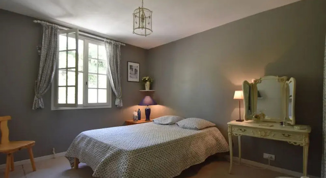 Modern Holiday Home in Languedoc-roussillon With Pool, Rezervasyon Otel Saint-Jean-de-Maruéjols-et-Avéjan Gard
