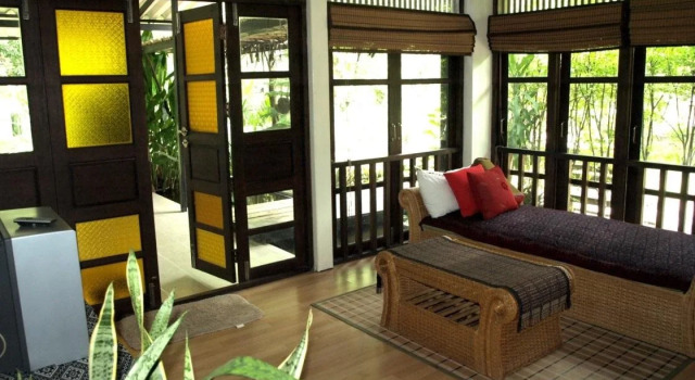 Baan Fadow Family Resort, Varaa Lomakeskus Hotellit North-Eastern Thailand pysäköinnillä, Pysäköinti