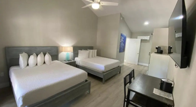 Четырёхместный номер Standard Amoray Dive Resort