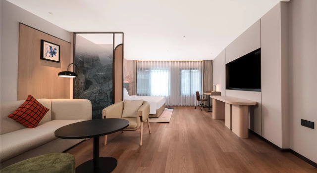 Люкс Deluxe Hilton Garden Inn Zhoushan Mount Putuo