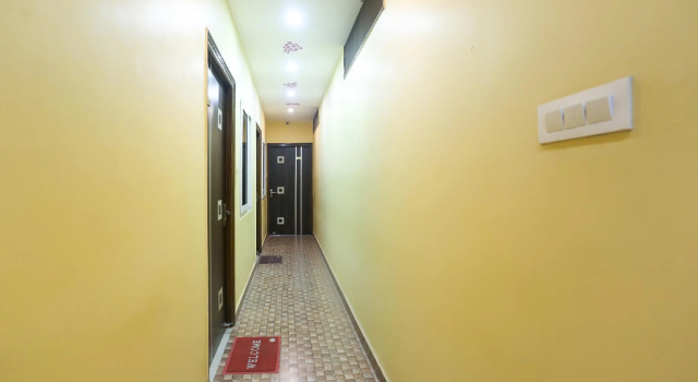 OYO Flagship 63401 Banarasi Kothi