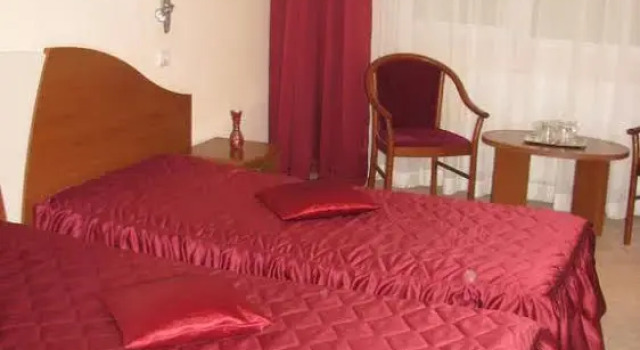 Orizont Cozia, Varaa Hotelli Caciulata 