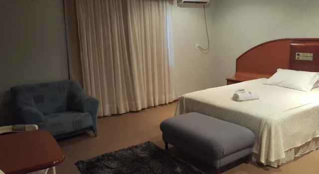 Cristal Executive Hotel, Забронировать Отель Франсиску-Белтран Парана