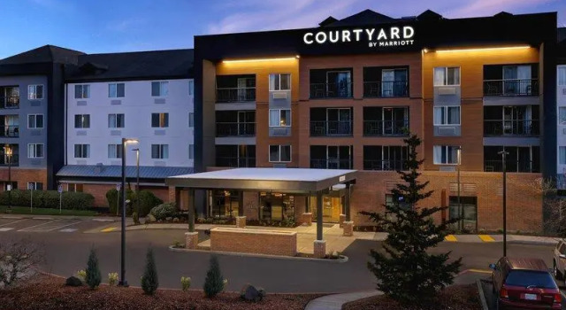 Люкс с 2 комнатами Courtyard by Marriott Portland Southeast/Clackamas