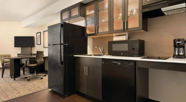 Monolocale quadruplo Park Inn by Radisson, Calgary Airport North, AB