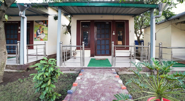 OYO 47629 Hotel Paawan Home Stay & Restaurant, Забронировать Отель Отели Халдвани 3 звезды, 3*