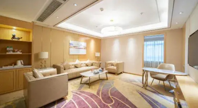 Luxo Suite Liyue Hotel (Meizhou)