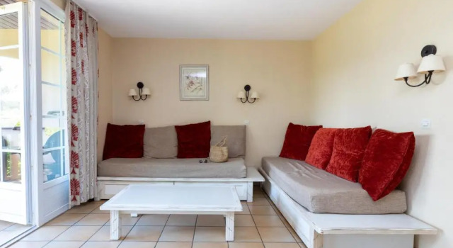 Le Gouic Joli Appartement Piscine