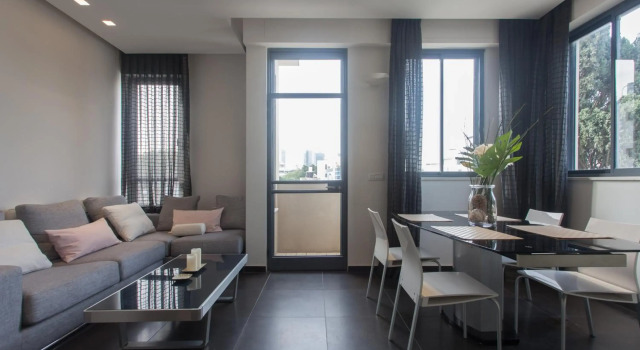 Luxury Penthouse 2 bed near Rothchild, Забронировать Отель Тель-Авив Тель-Авивский округ, рядом с Площадь Рабина