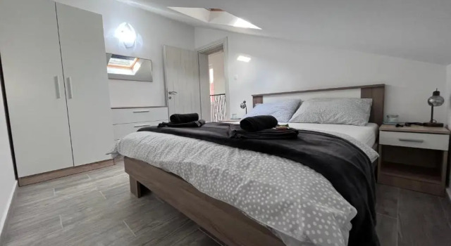 Вилла Modern Apartment in Starigrad Paklenica with Barbecue