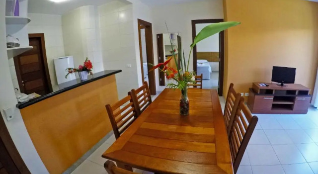 Люкс с видом на бассейн Aquaville Apart Hotel