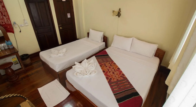 Трёхместный номер Standard Villa Somphong