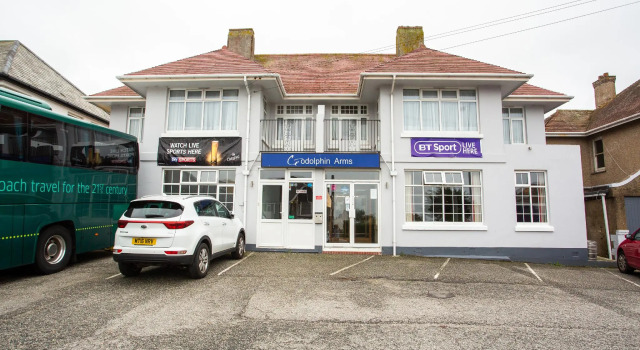 OYO Godolphin Arms Hotel, Забронировать Отель Отели Англии 3 звезды, 3*