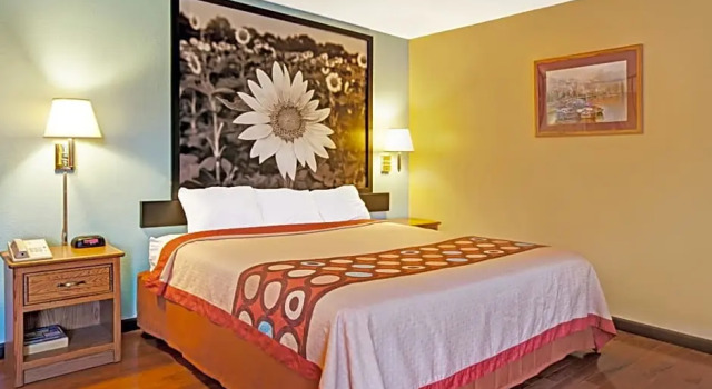 Номер Standard Super 8 by Wyndham Baltimore/Essex Area