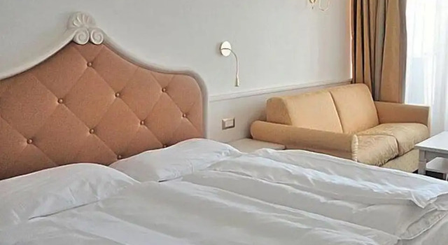 Двухместный номер Deluxe с балконом Parc Hotel Du Lac