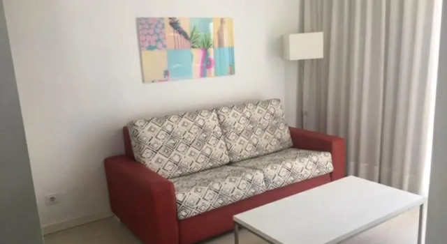 Семейный номер Standard с балконом Hotel Alay